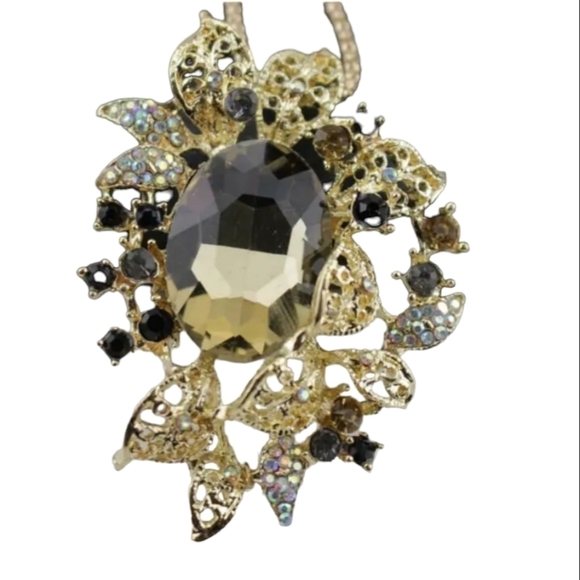 Betsey Johnson larger pendant smoking brown crystal necklace NWT - Picture 1 of 4